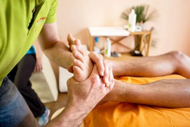 Physiotherapeutische Fußbehandlung in der Praxis